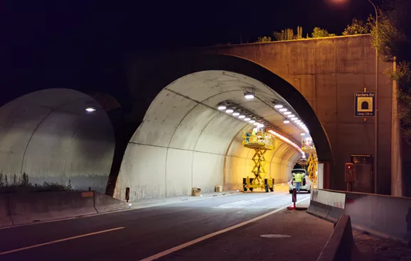 Umrüstung im Tunnel Farchern auf der A 2 Südautobahn in Kärnten