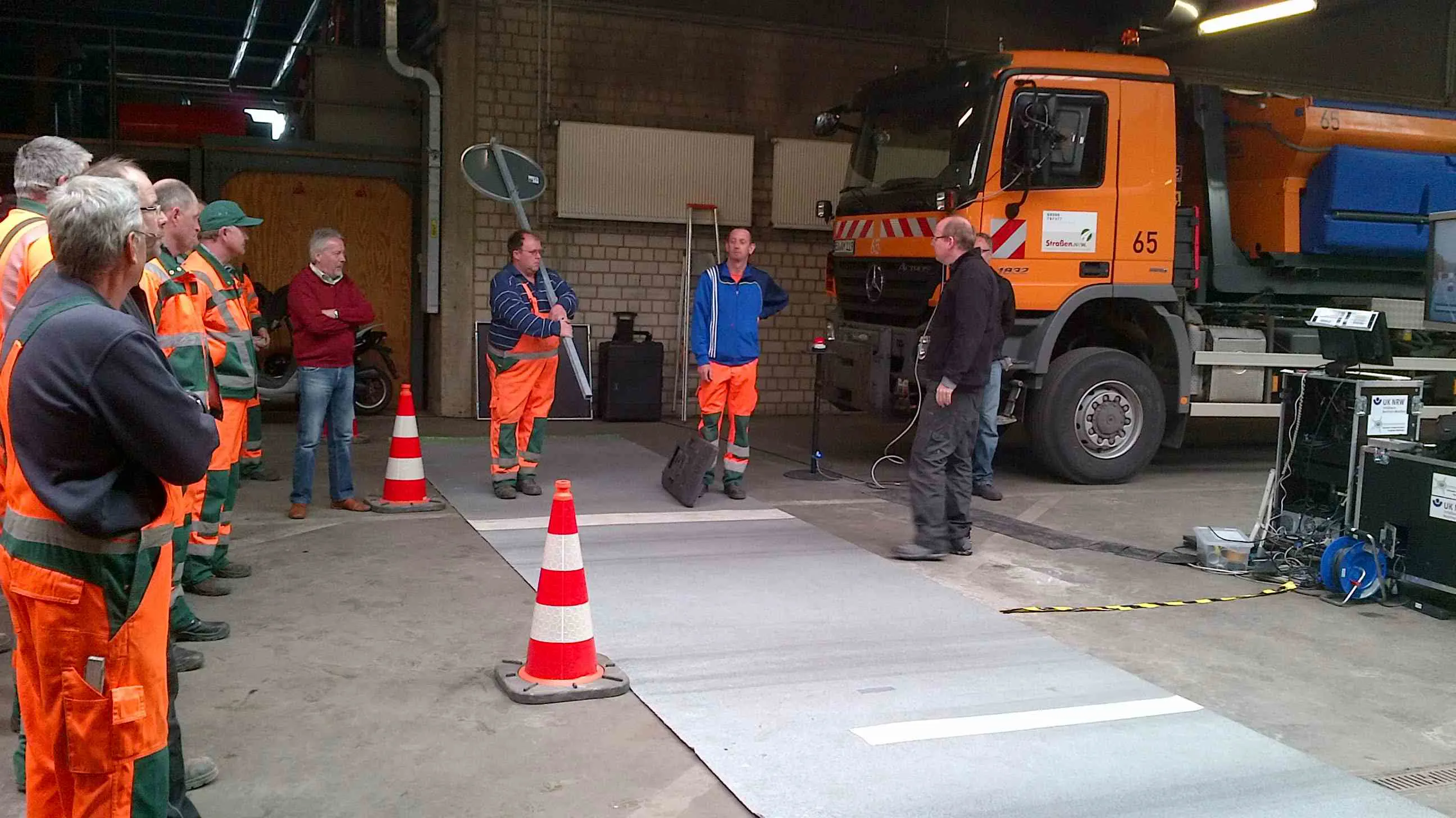 Risikoparcour für sicheres Arbeiten entlang der Strecke