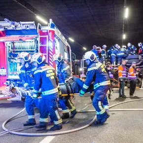 Für Ihre Sicherheit: Einsatzübungen im Tunnel