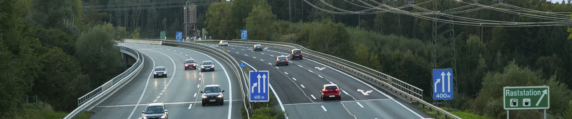 Autobahn in Abendstimmung