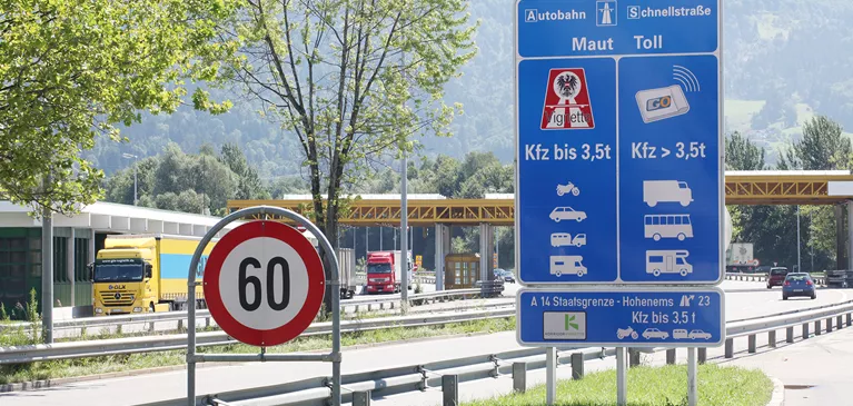 Ankündigung Mautpflicht in Österreich beim Grenzübergang Hörbranz