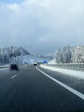 Unsere Tipps für eine sichere Fahrt durch den Winter